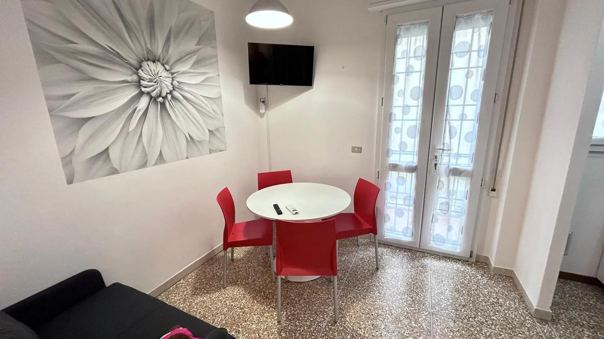 Magnolia Apartments Bologna 0*,